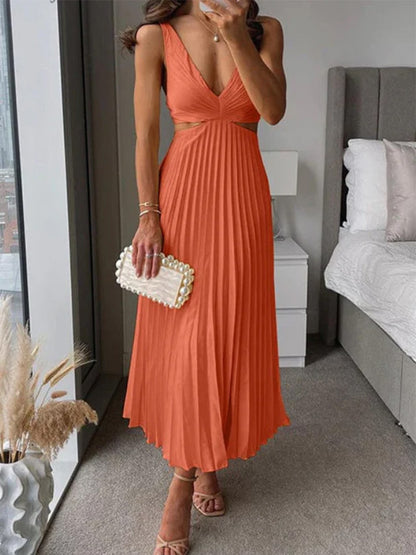 V-Neck Pleated Backless Maxi Sundress — view 7